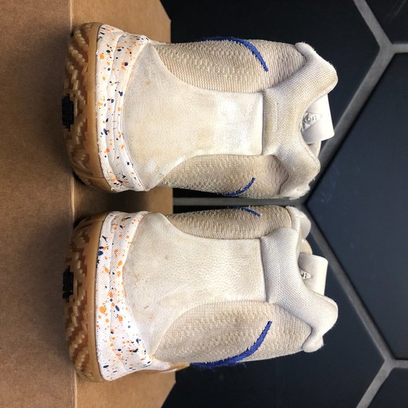 ~Used W/O Box! Nike Kyrie 4 GS Uncle Drew Beige Basketball Sneakers Size 6Y - Picture 4 of 6